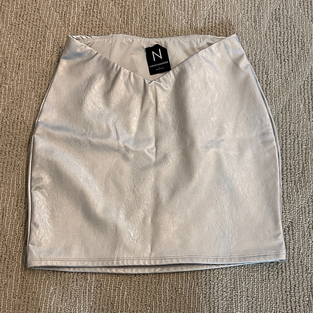 NWOT Naked Wardrobe scoop front mini Silver Pencil Skirt